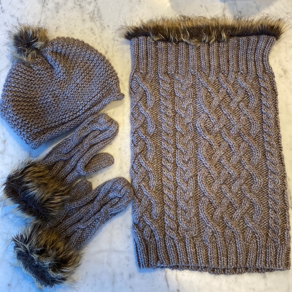Athleta Pom Pom hat, mittens, cowl neck hood—like new